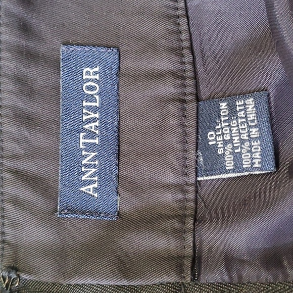 ANN TAYLOR. black skirt, 2 front pockets. Back zipper. Size 10.‎ good used cond. - Picture 4 of 9